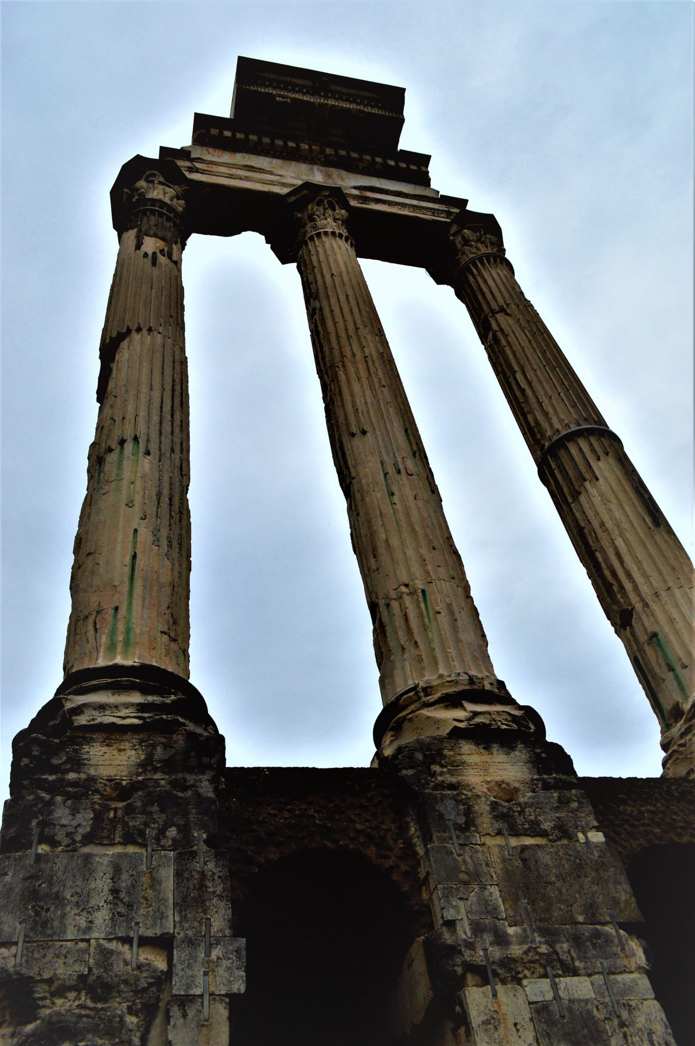 Tall columns in the Roman Forum, things to do in Rome, Italy