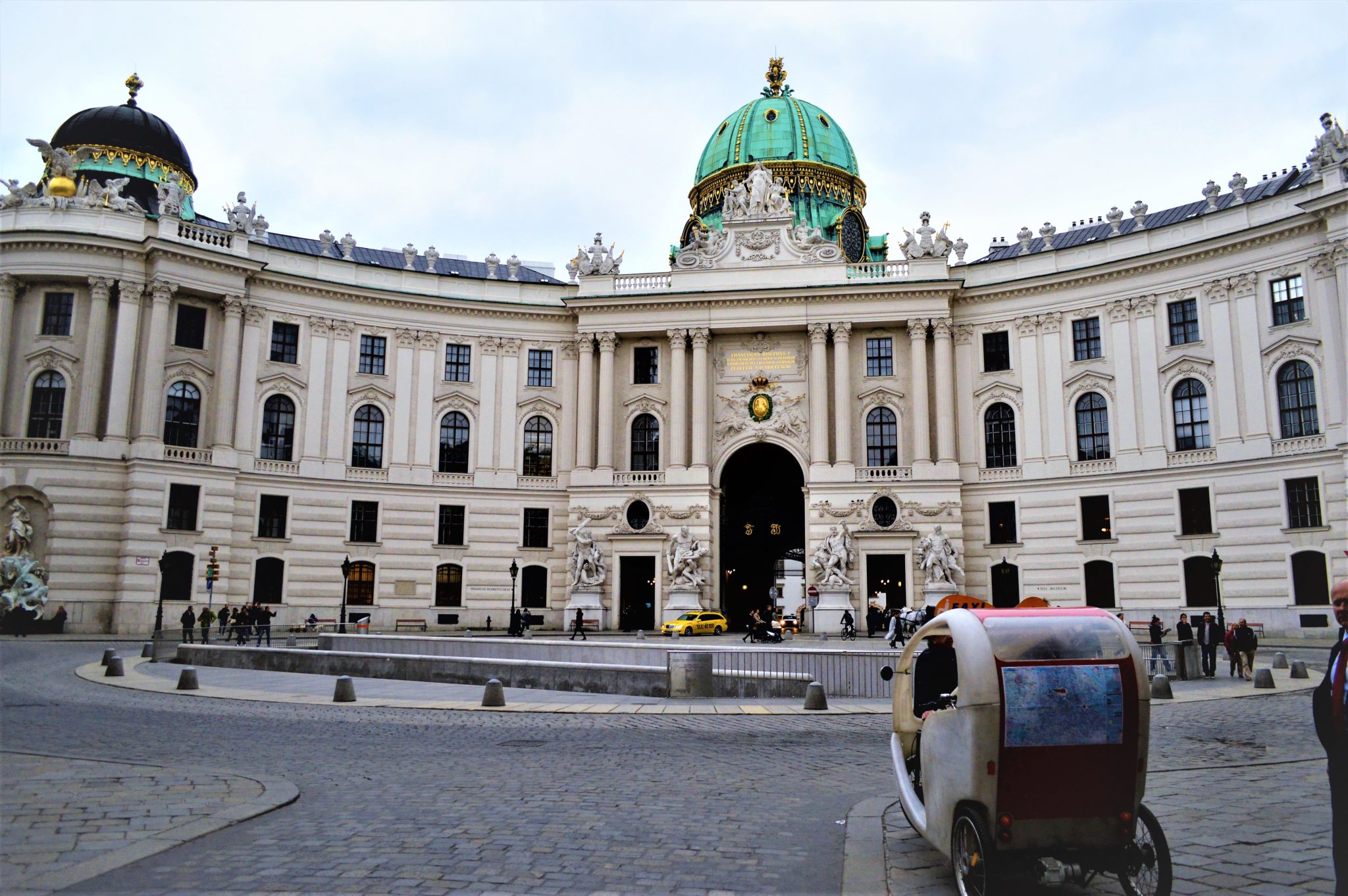 White curved building, 2 days in Vienna, Austria