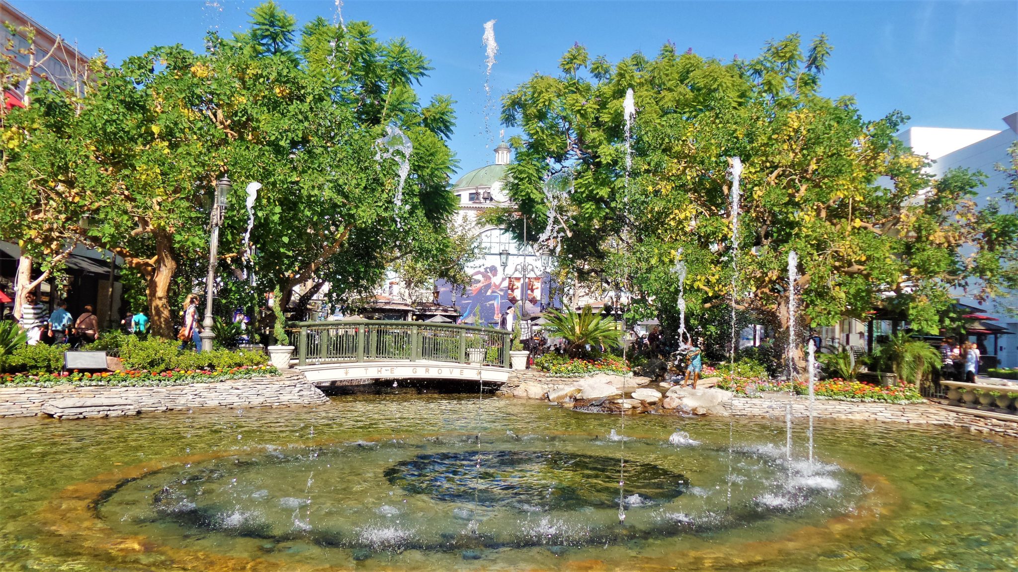 The Grove water fountains, things to do in los angeles