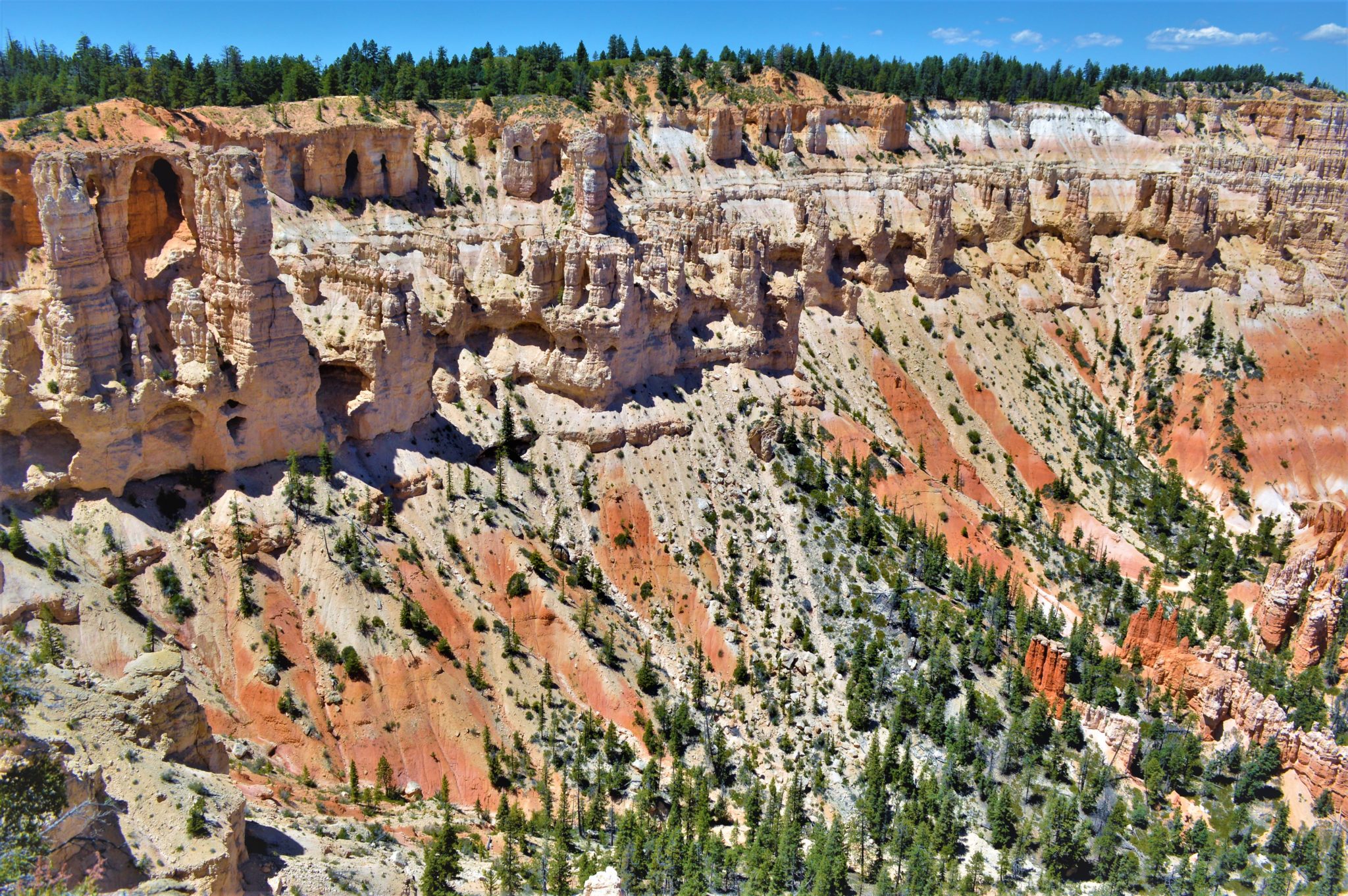 Alien rock formations at Bryce Canyon National Park