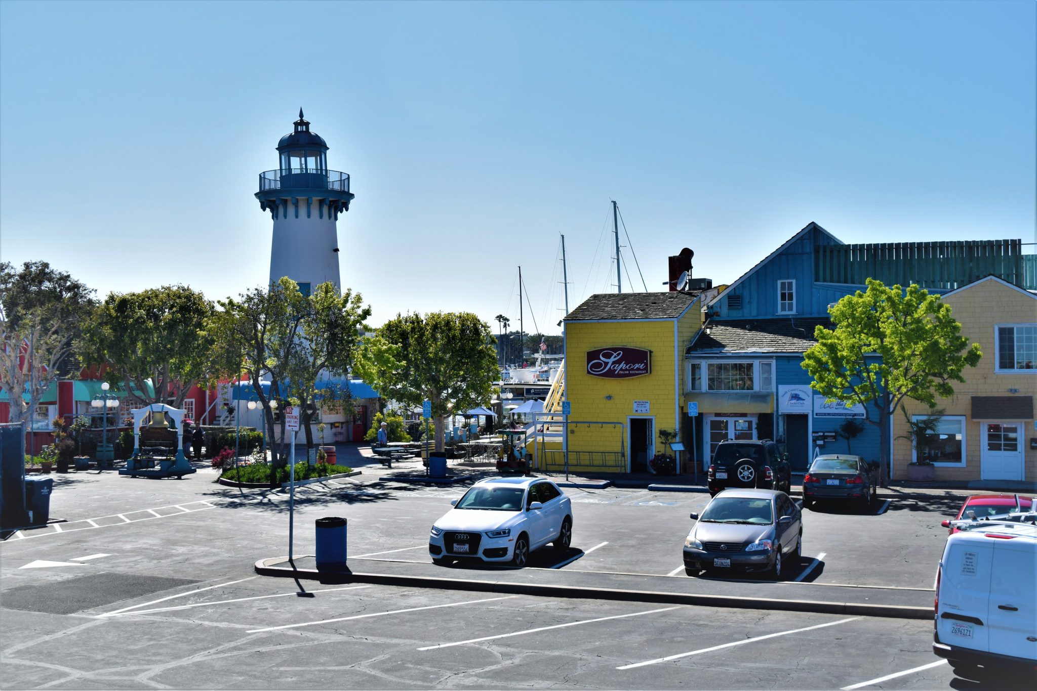 Marina Del Rey, hop on hop off bus los angeles