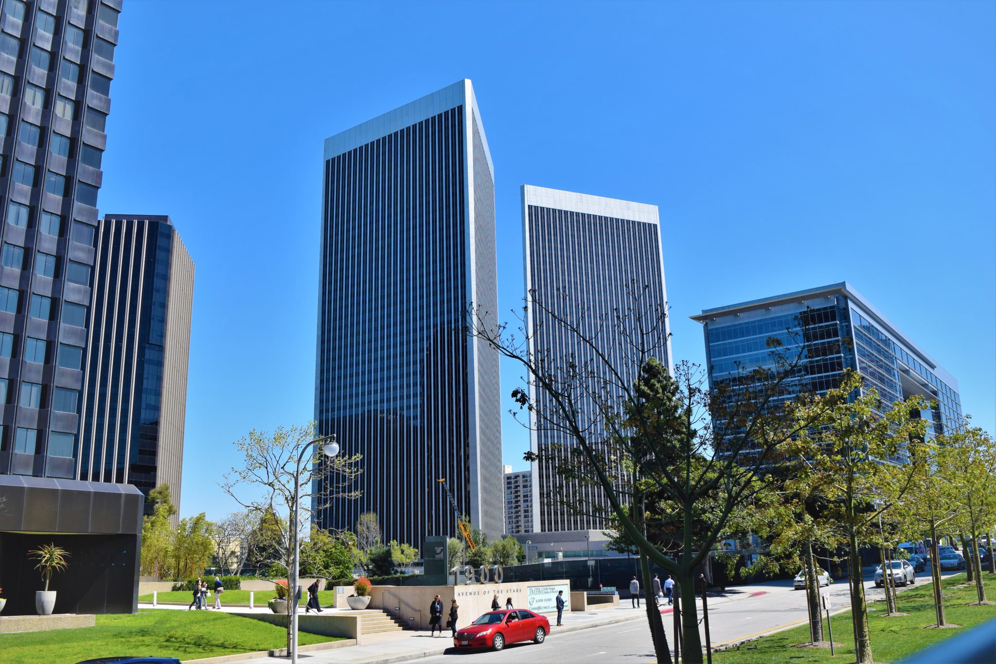 Two towers, downtown LA, hop on hop off bus los angeles