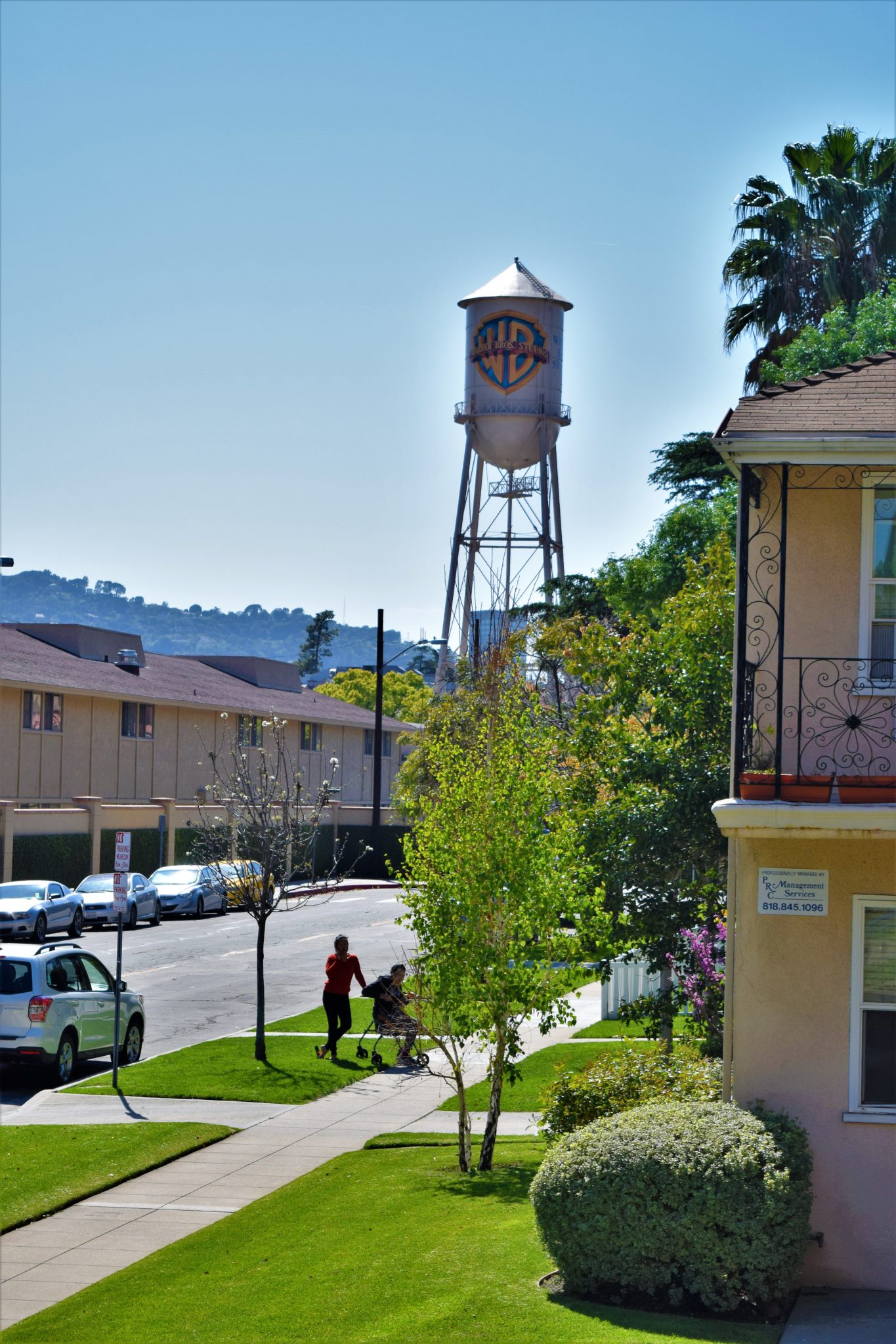 Warner Brother studios water tank, hop on hop off bus los angeles