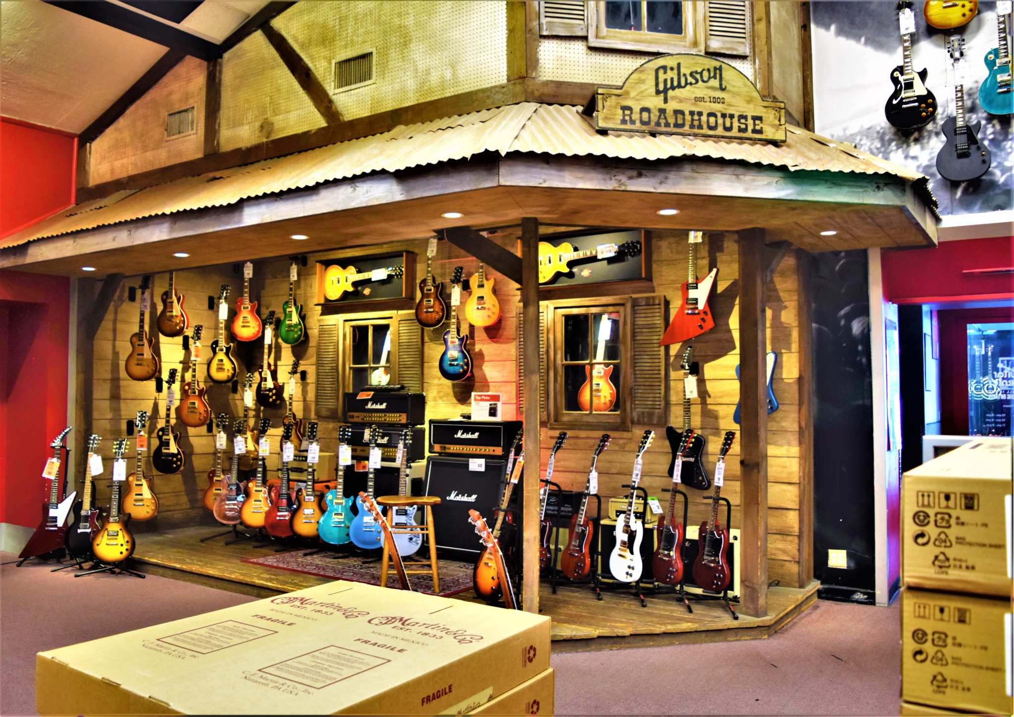 Gibson roadhouse, Guitar center Hollywood, things to do in los angeles