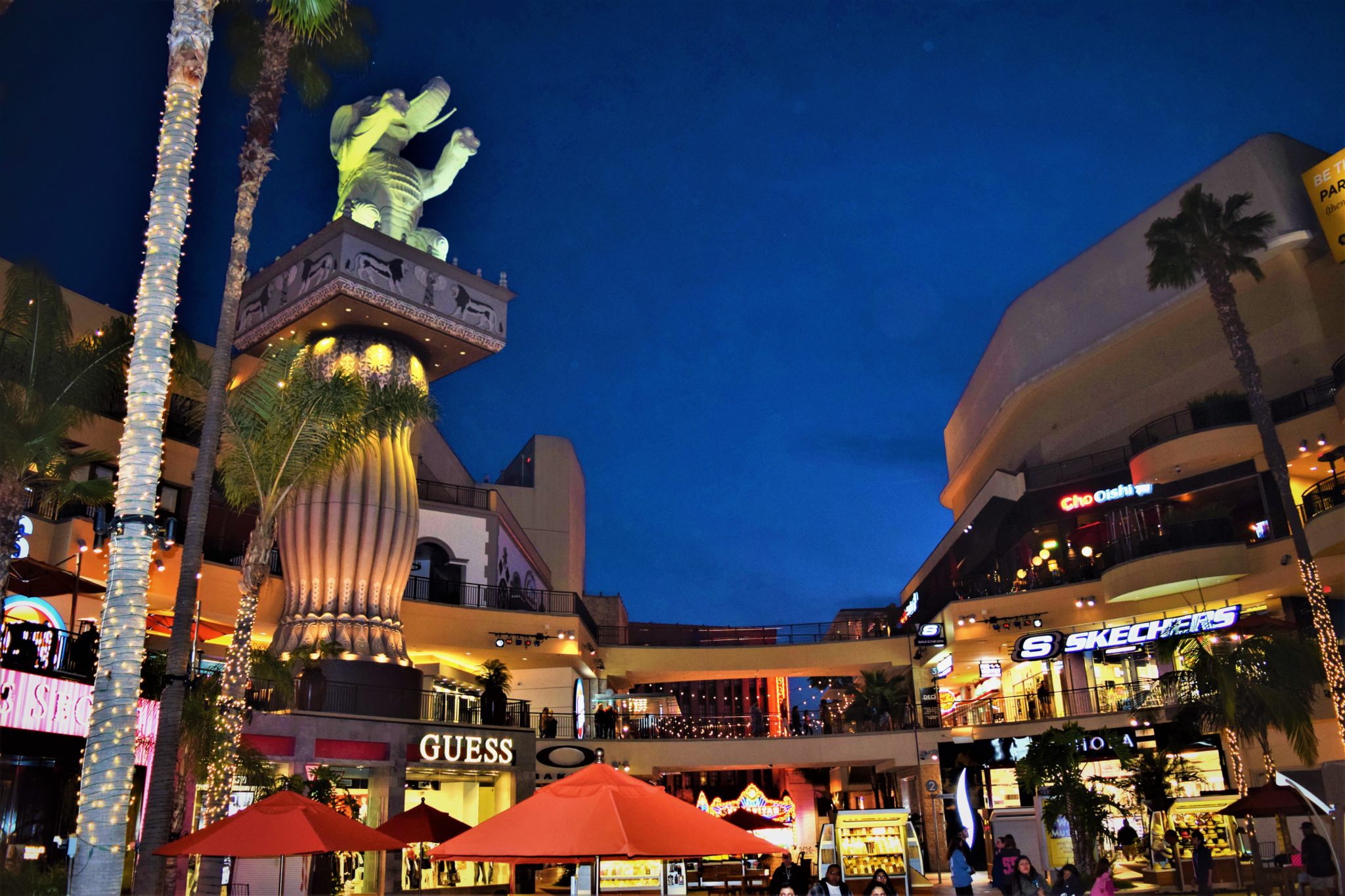 Hollywood and highland center at night, los angeles