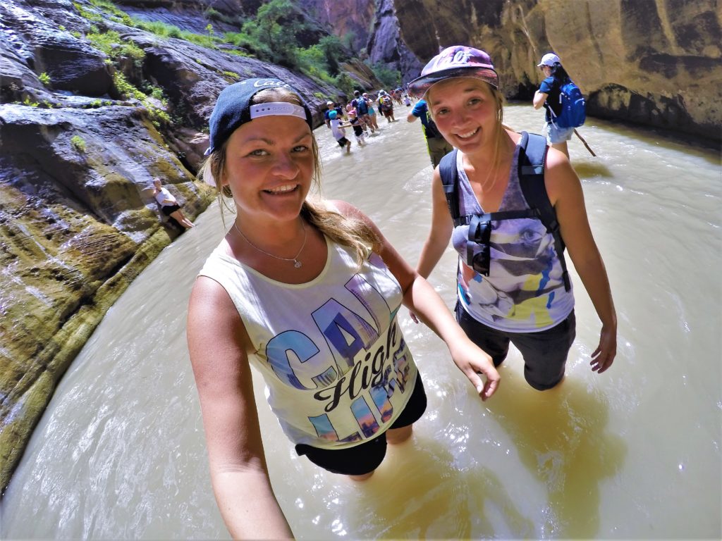 Narrows-hike-zion-national-park