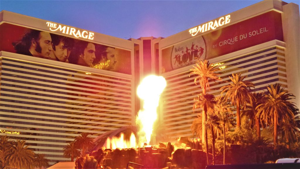 The Mirage hotel volcano, Las Vegas