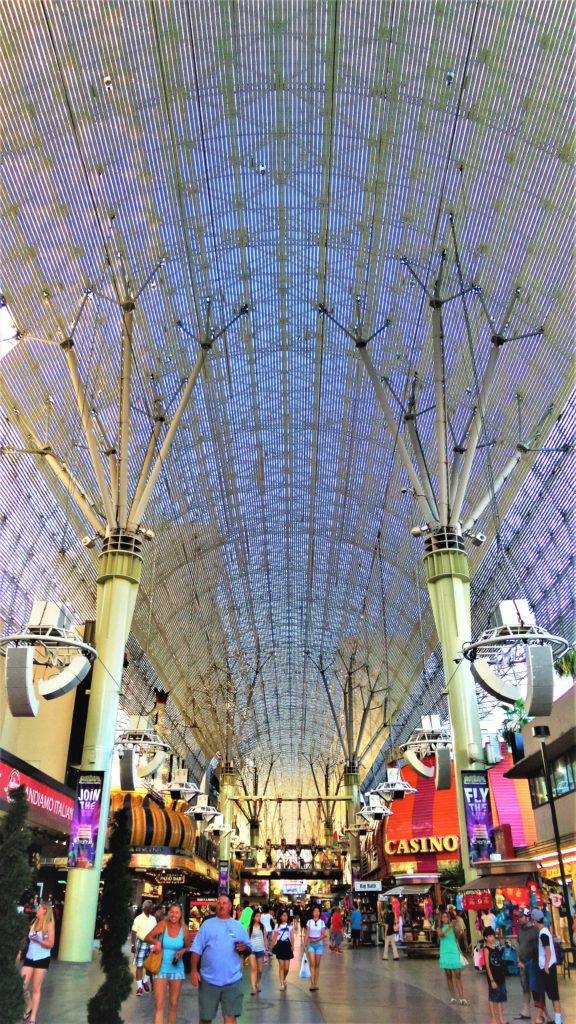 World's largest video screen, fremont street, free things to do in las vegas