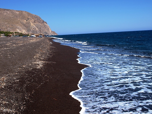 3 Great Greek Destinations For Budget Travel