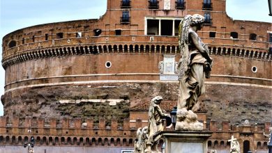 Amadeo Savoia Aosta bridge, River Tiber, Rome, Italy