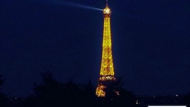 Hotel-view-of-Eiffel-Tower-Paris