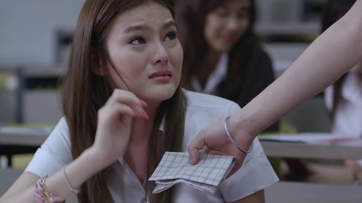 Yes or No (Thai: อยากรัก ก็รักเลย “Let’s Love As We Wish”) (2010) lesbian movies from asia