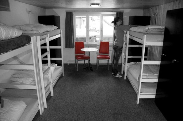 volunteer at hostel abroad for accommodation - worldpackers discount code