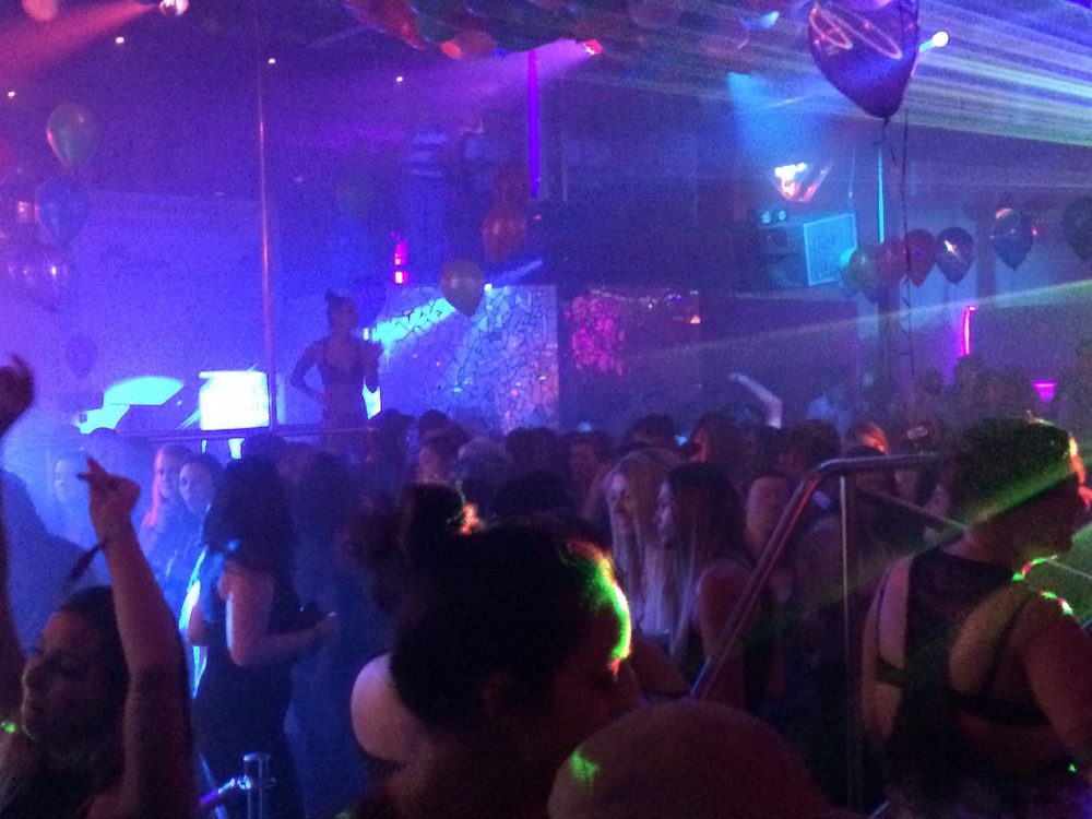 dinah shore weekend 2021 schedule