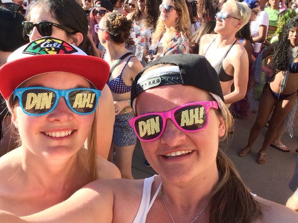 round the world magazine lesbian events the dinah shore weekend
