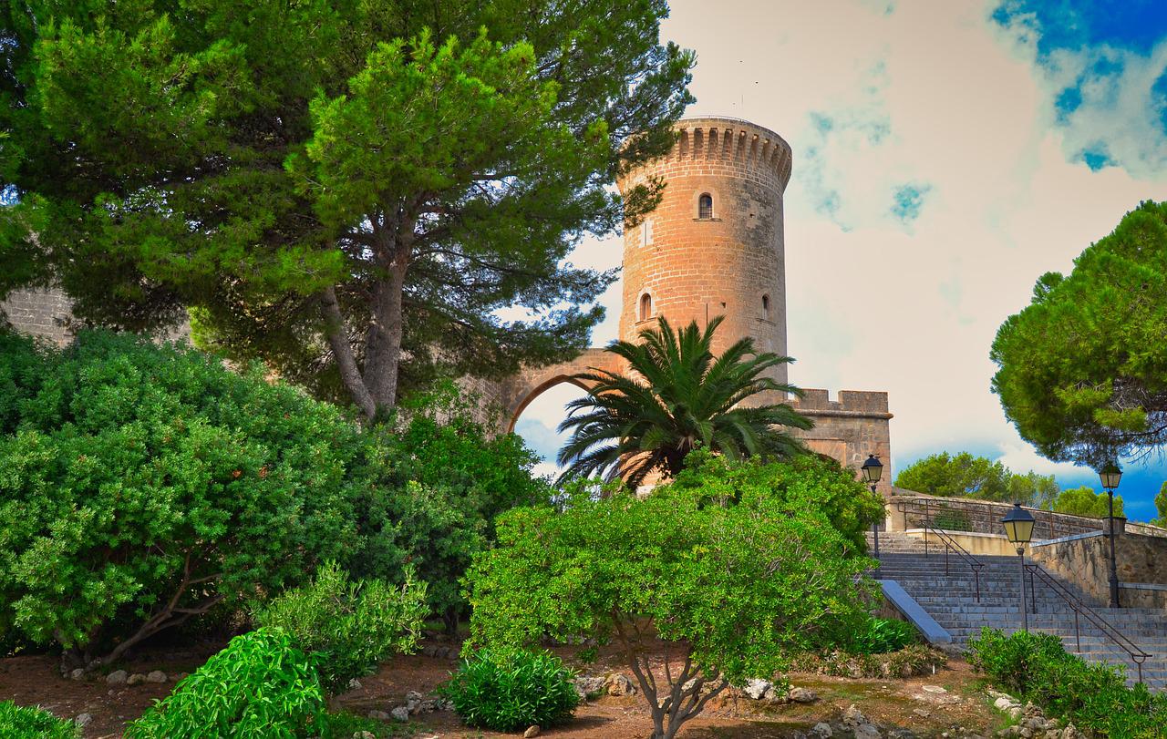Visit Bellver Castle Palma De Mallorca